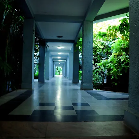 Kstdc Hotel Mayura Bhuvaneshwari Kamalapur-3