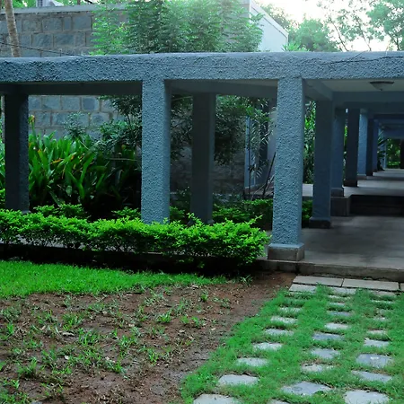 Kstdc Hotel Mayura Bhuvaneshwari Kamalapur-2