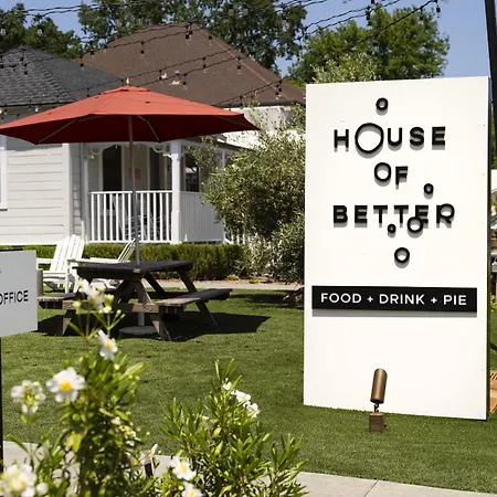 Dr Wilkinsons Backyard Resort And Mineral Springs A Member Of Design Hotels-3
