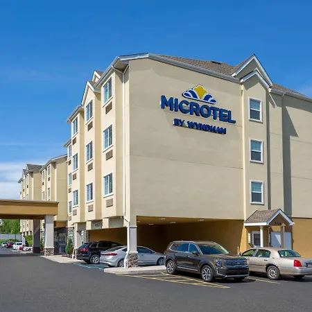 Microtel Inn & Suites By Wyndham Niagara Falls-2