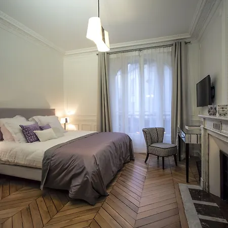 Relais12Bis Bed & Breakfast By Eiffel Tower-3