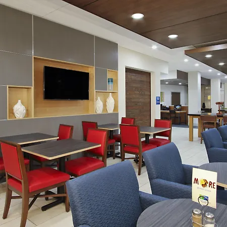 Holiday Inn Express & Suites - Brookshire - Katy Freeway By Ihg-2