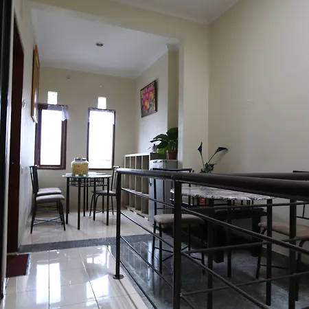 Unique Guesthouse-3