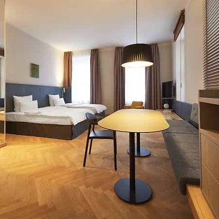 Melter Hotel & Apartments - A Neighborhood Hotel-3