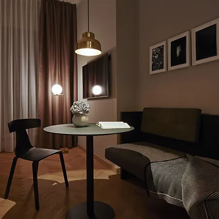 Melter Hotel & Apartments - A Neighborhood Hotel-2