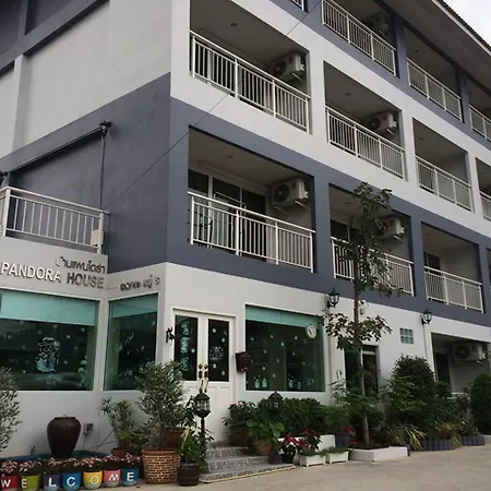 Oyo 75389 Pandora House-2