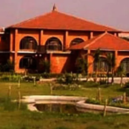 Hotel Lumbini Garden New Crystal-2