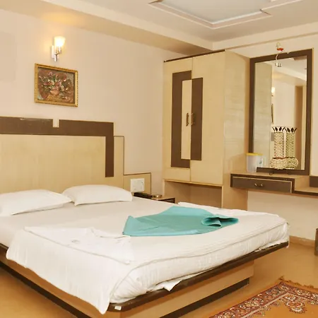 Hotel Sai Suraj Palace-3