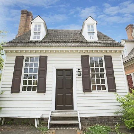 Colonial Houses Historic Lodging-3