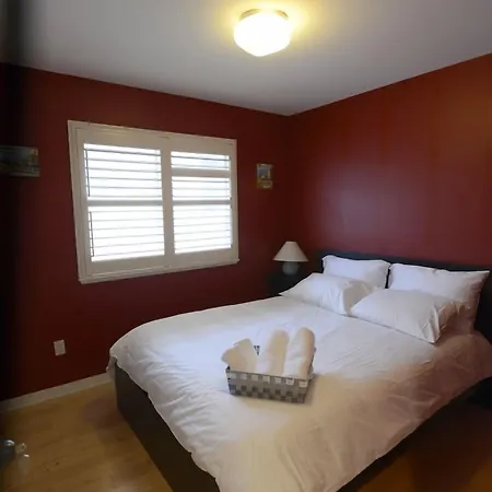 Marpole Guest House-3