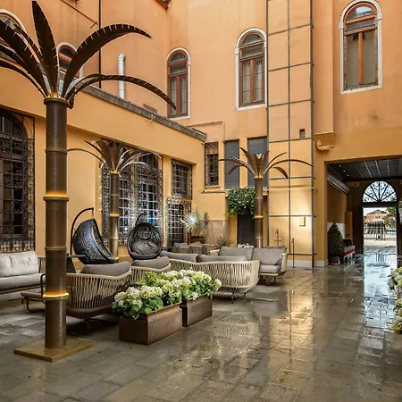 Palazzo Veneziano - Venice Collection-2