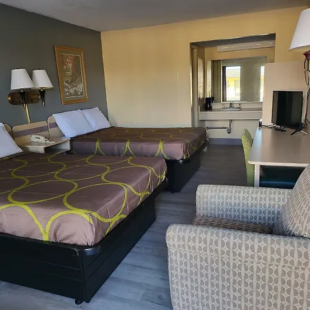Budget Host Inn Bristol-2