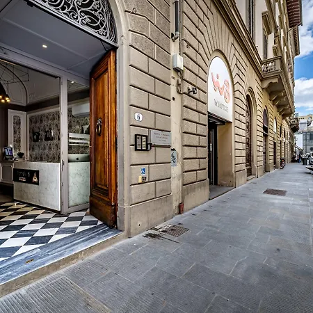 Martelli 6 Suite&Apartments-3