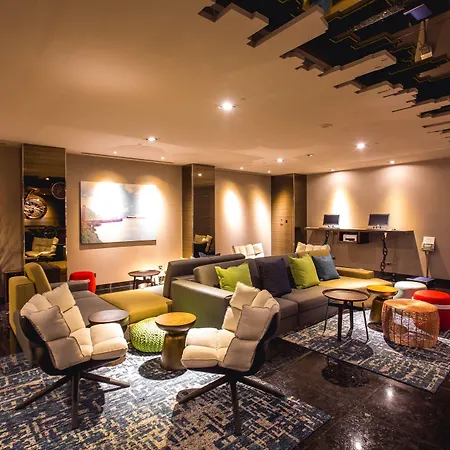 Airline Inn - Kaohsiung Station-2