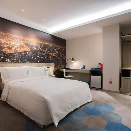 Airline Inn - Kaohsiung Station-3