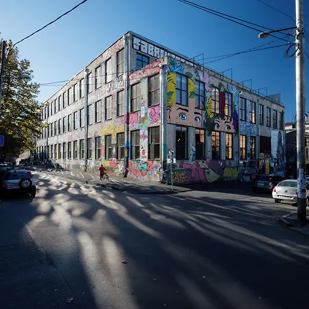 Fabrika Hostel & Suites-3