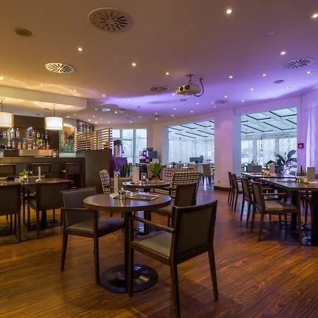 Taste Hotel Heidenheim-3
