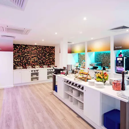 Hampton By Hilton Humberside Airport-3