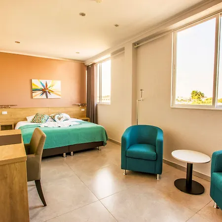Q-Inn Boutique Hotel-2