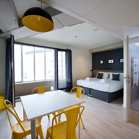 Staycity Aparthotels Lyon Rue Garibaldi-3