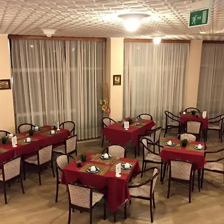 Hotel Glenn-3