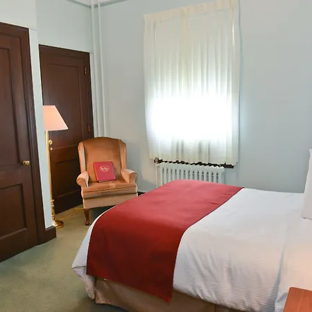 Penn Wells Hotel-2