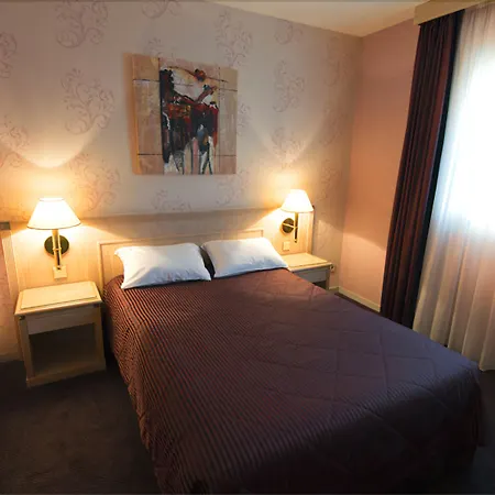 Le Manoir-2