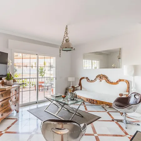 Molo 44 suites Puerto Banús-3