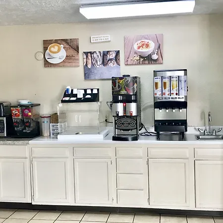 Economy Inn Mccook-2