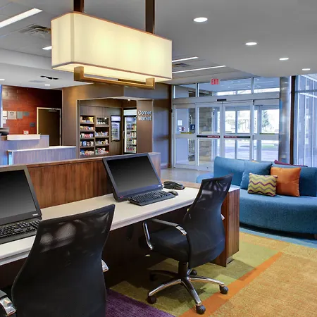 Fairfield Inn & Suites By Marriott Bakersfield North/Airport-2