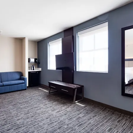 Holiday Inn Express Kansas City Downtown-3