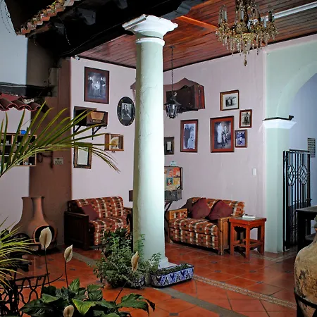 Hotel San Luis-3