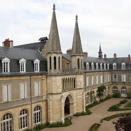 Espace Bernadette Soubirous Nevers-2