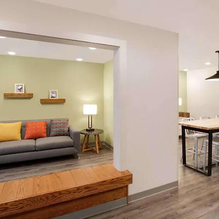 Woodspring Suites Plano - North Dallas-3