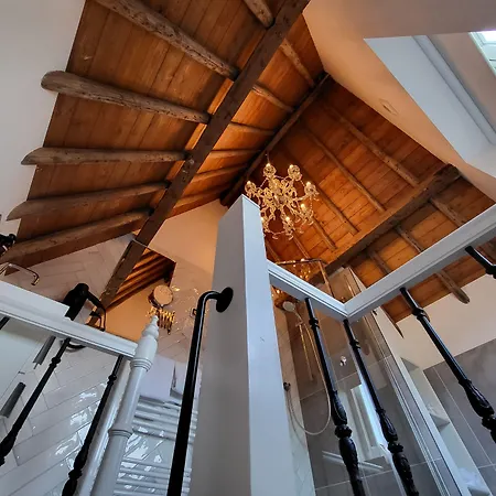 Boutique Hotel Huys Van Leyden-3