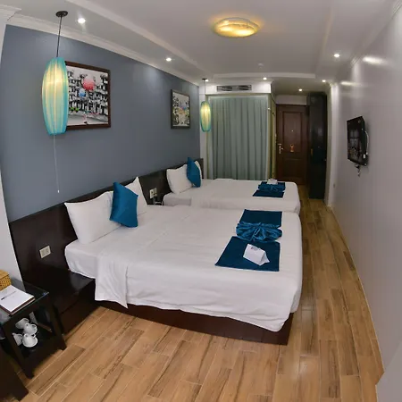 Bella Premier Hotel & Rooftop Skybar-3