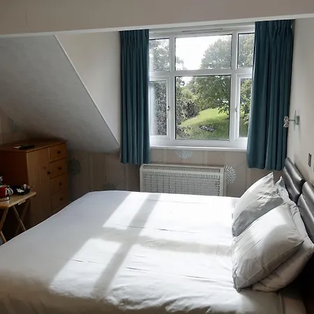 Abinger Guest House-3