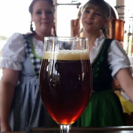 Hotel Am Brauhaus-3