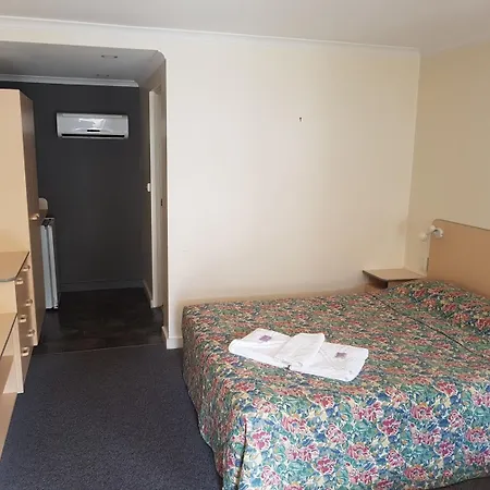 Mid Coast Motor Inn-2