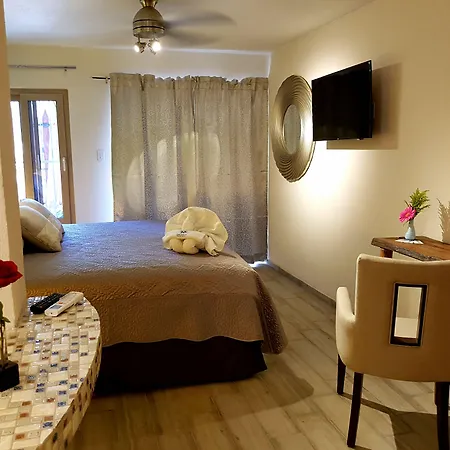 Bloom! Exclusive Boutique B&B (Adults Only)-2