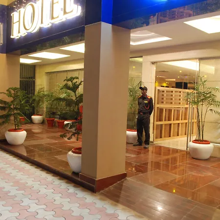 Glades Hotel-3