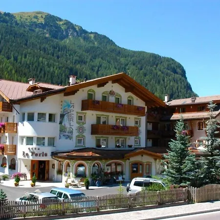 Hotel La Perla Wellness & Beauty-3