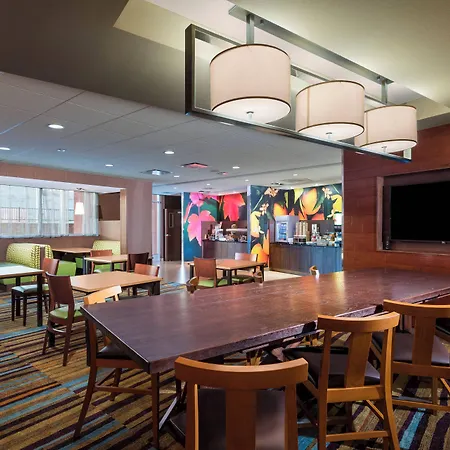Fairfield By Marriott Inn & Suites Palm Desert Coachella Valley-3