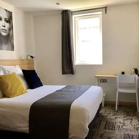 Brit Hotel Martigues Nord-2