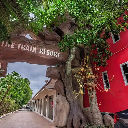 The Train Resort - Your Relaxing Resort With Large Pool & Jacuzzi-3