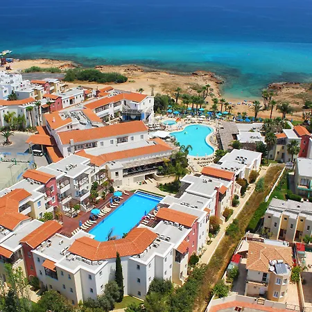Louis Althea Beach-2