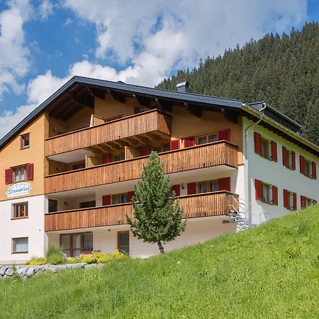 Aparthotel Brunnenhof-2