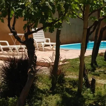 Hostal Tierra De Vinos-3