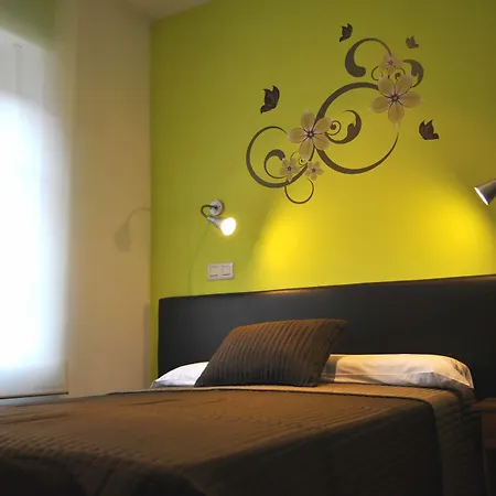 Happy Hostal Carrales-2