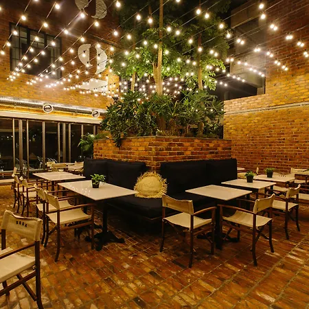 Rosa Malacca-3